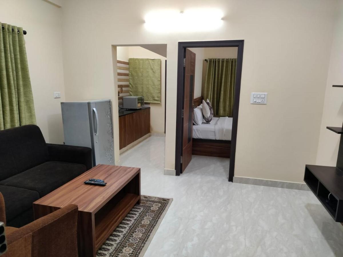 班加罗尔 Golden Chariot 1Bhk Flat Manyata Tech Park酒店 外观 照片
